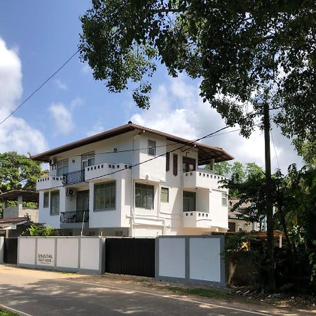 Senarathna Guest House Weligama Exterior photo