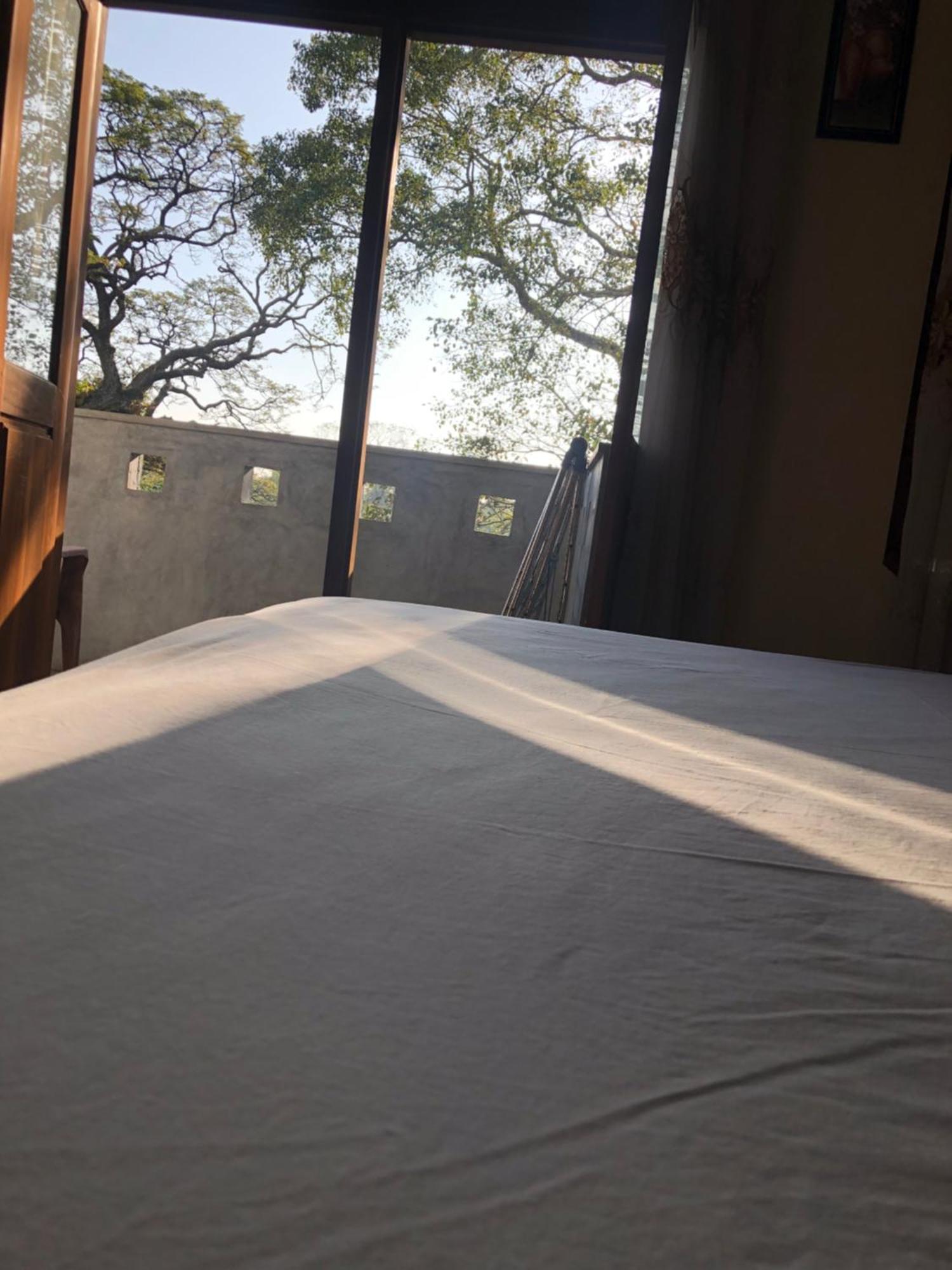 Senarathna Guest House Weligama Exterior photo