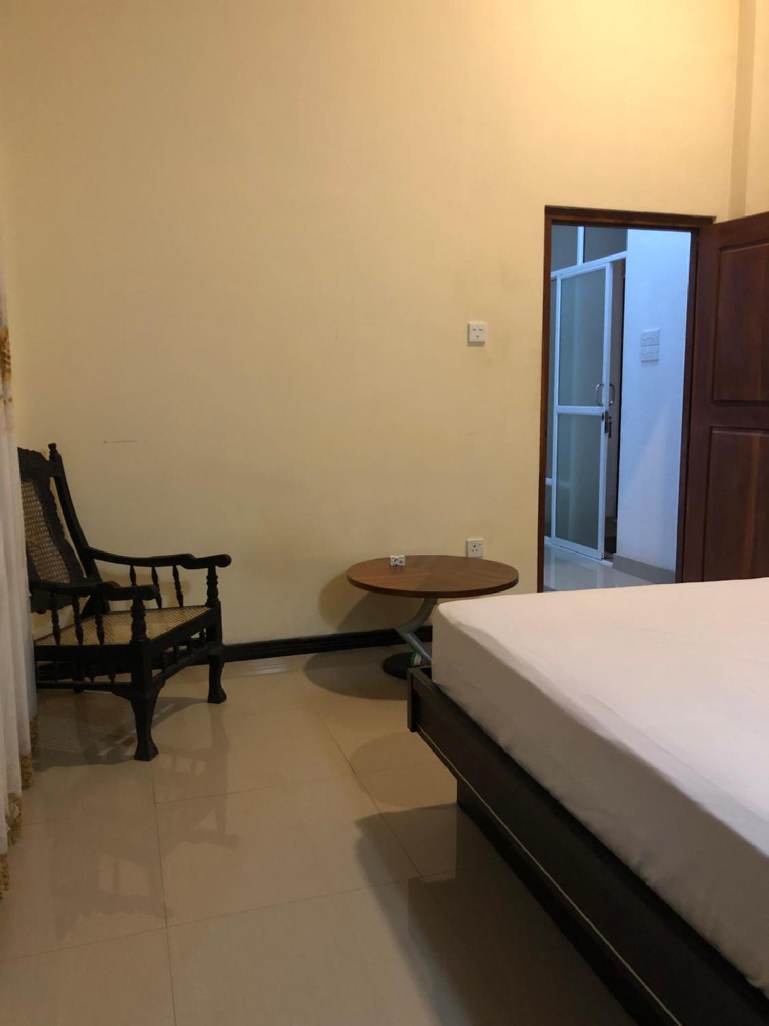 Senarathna Guest House Weligama Exterior photo